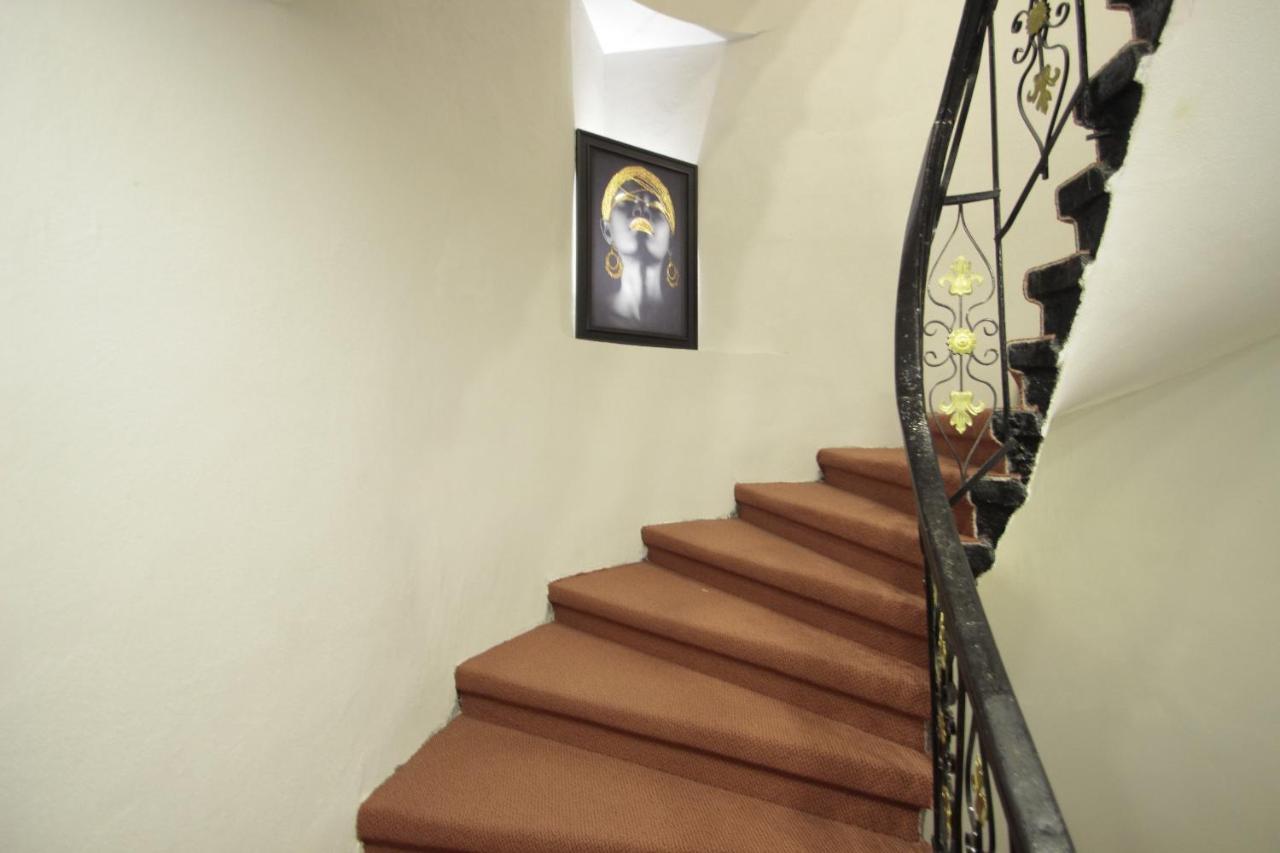 Güler Palas Hotel Estambul Exterior foto